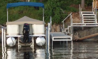 Easy Riser Vertical Boat Lift for Pontoon Boat